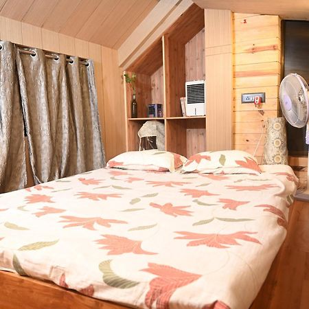 The Cabin By The Bayou Bed and Breakfast Guwahati Exteriör bild
