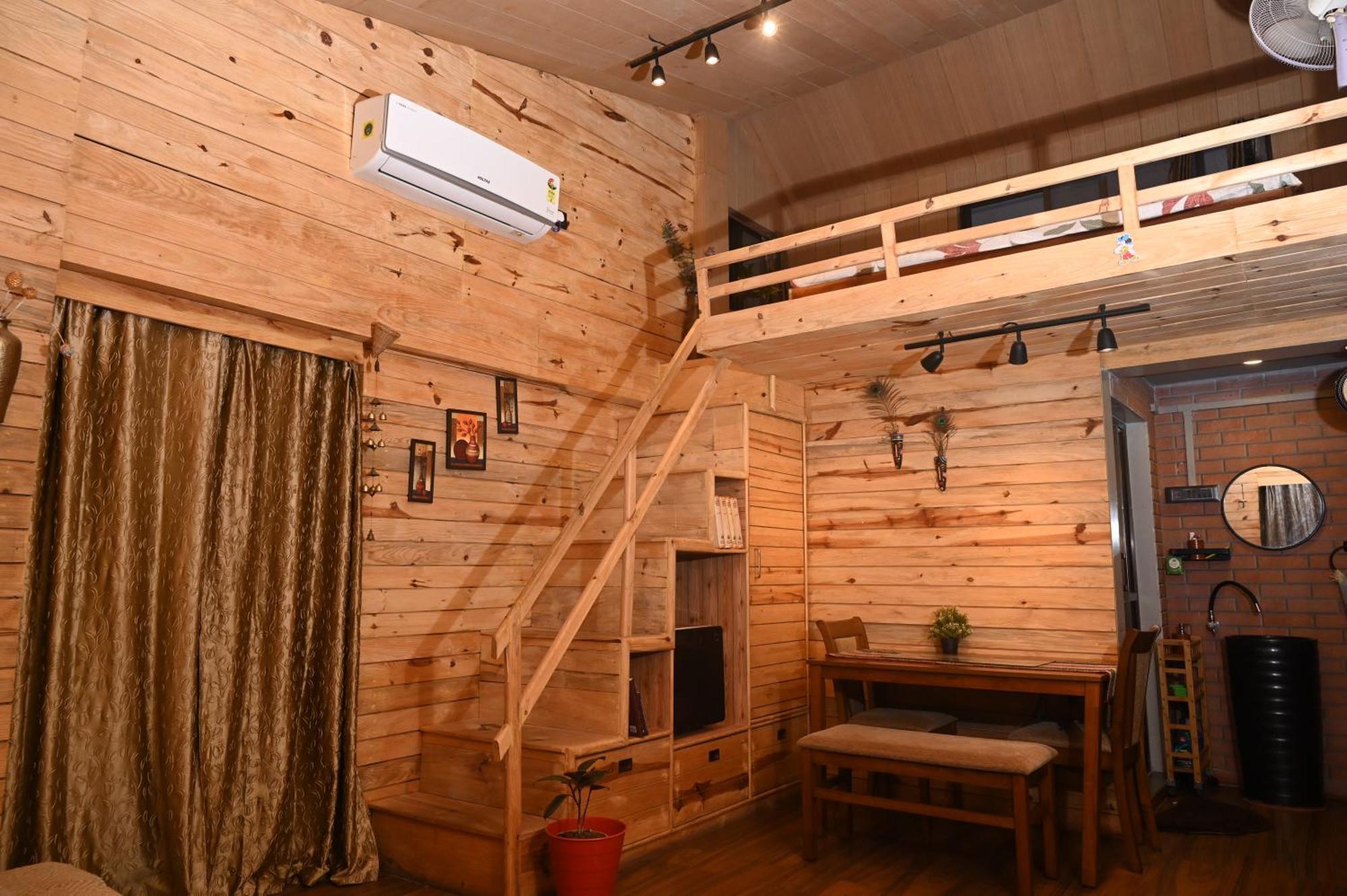 The Cabin By The Bayou Bed and Breakfast Guwahati Exteriör bild