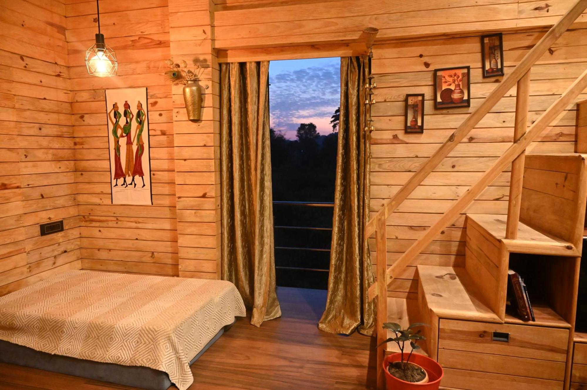 The Cabin By The Bayou Bed and Breakfast Guwahati Exteriör bild